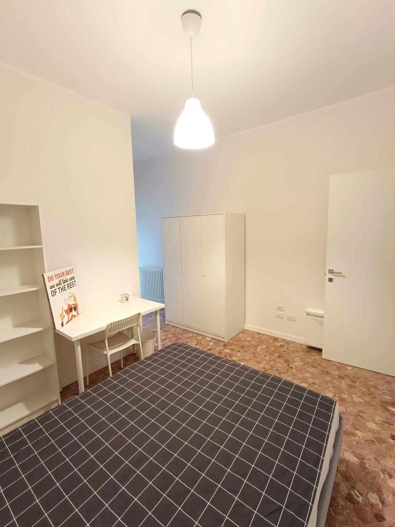 Private room for rent for €510 per month in Bari, Via Gian Giuseppe Carulli