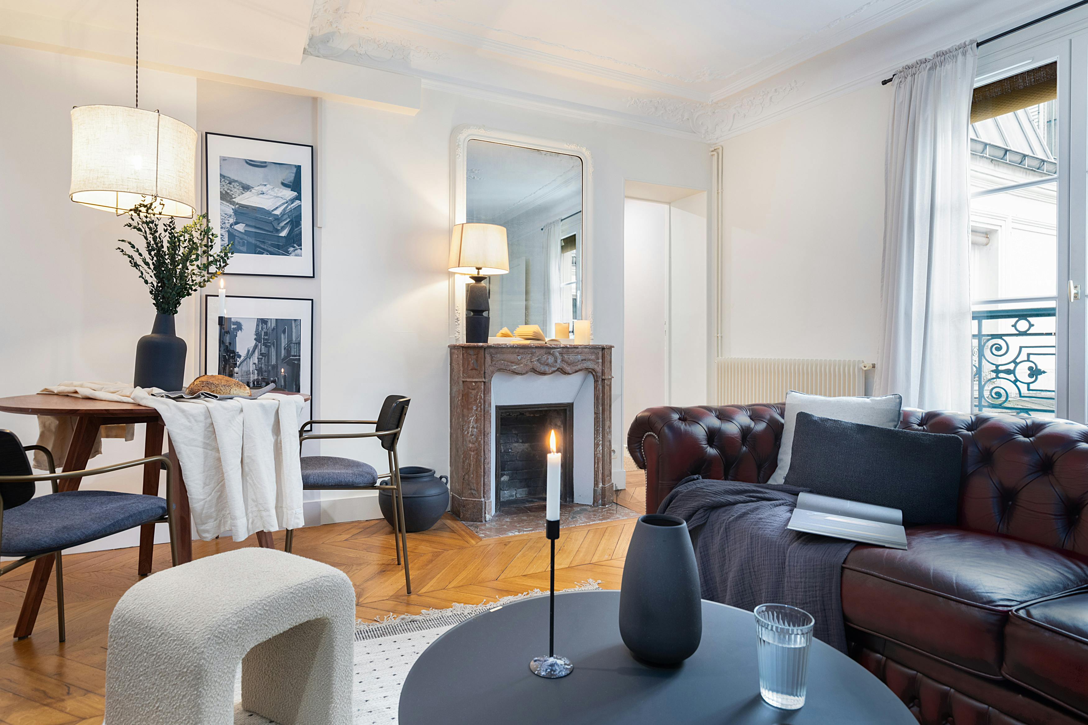 Apartment for rent for €2,973 per month in Paris, Rue Saint-Lazare