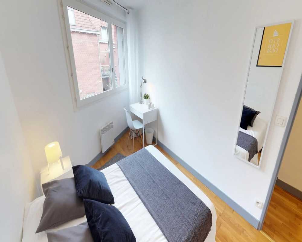 WG-Zimmer zu mieten für 350 € pro Monat in Lille, Rue Macquart