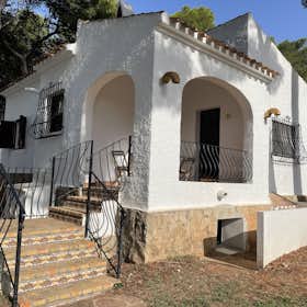 House for rent for €1,200 per month in Javea, Carretera del Portitxol