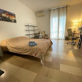 Private room for rent for €650 per month in Milan, Viale Daniele Ranzoni
