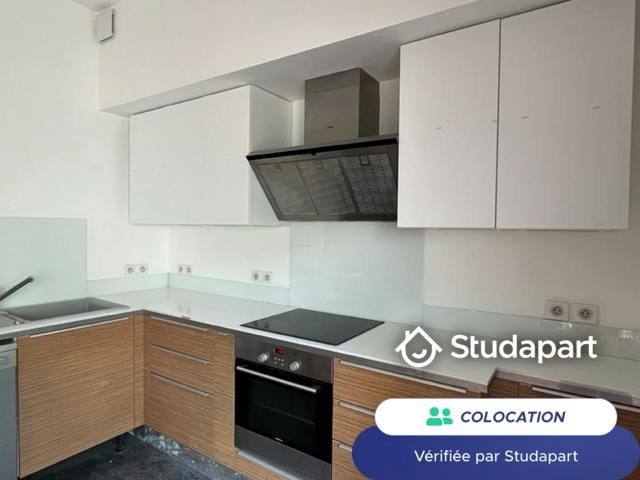 Private room for rent on Rue de Pessac, Bordeaux - Vue 5
