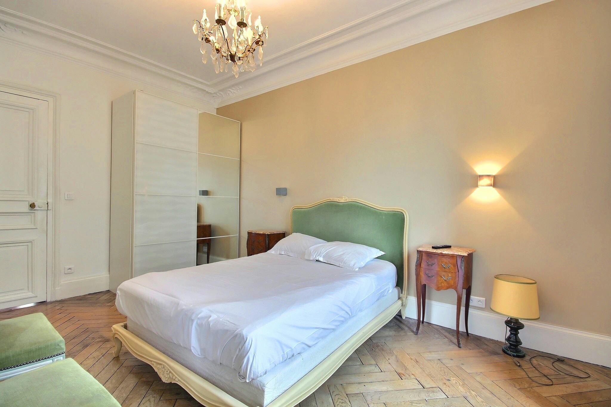 Rue de Turbigo, Paris preview