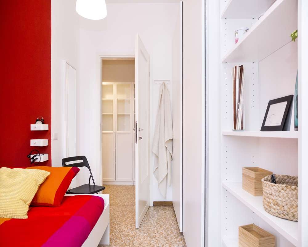 Viale Carlo Espinasse, Milan