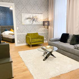 Apartment for rent for €3,110 per month in Vienna, Garnisongasse