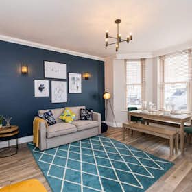 Apartamento en alquiler por 3000 GBP al mes en Bournemouth, St Michael's Road