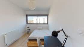 Отдельная комната сдается в аренду за 568 € в месяц в Bordeaux, Cours du Médoc