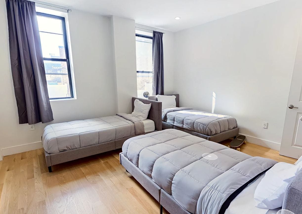 preview gallery tile