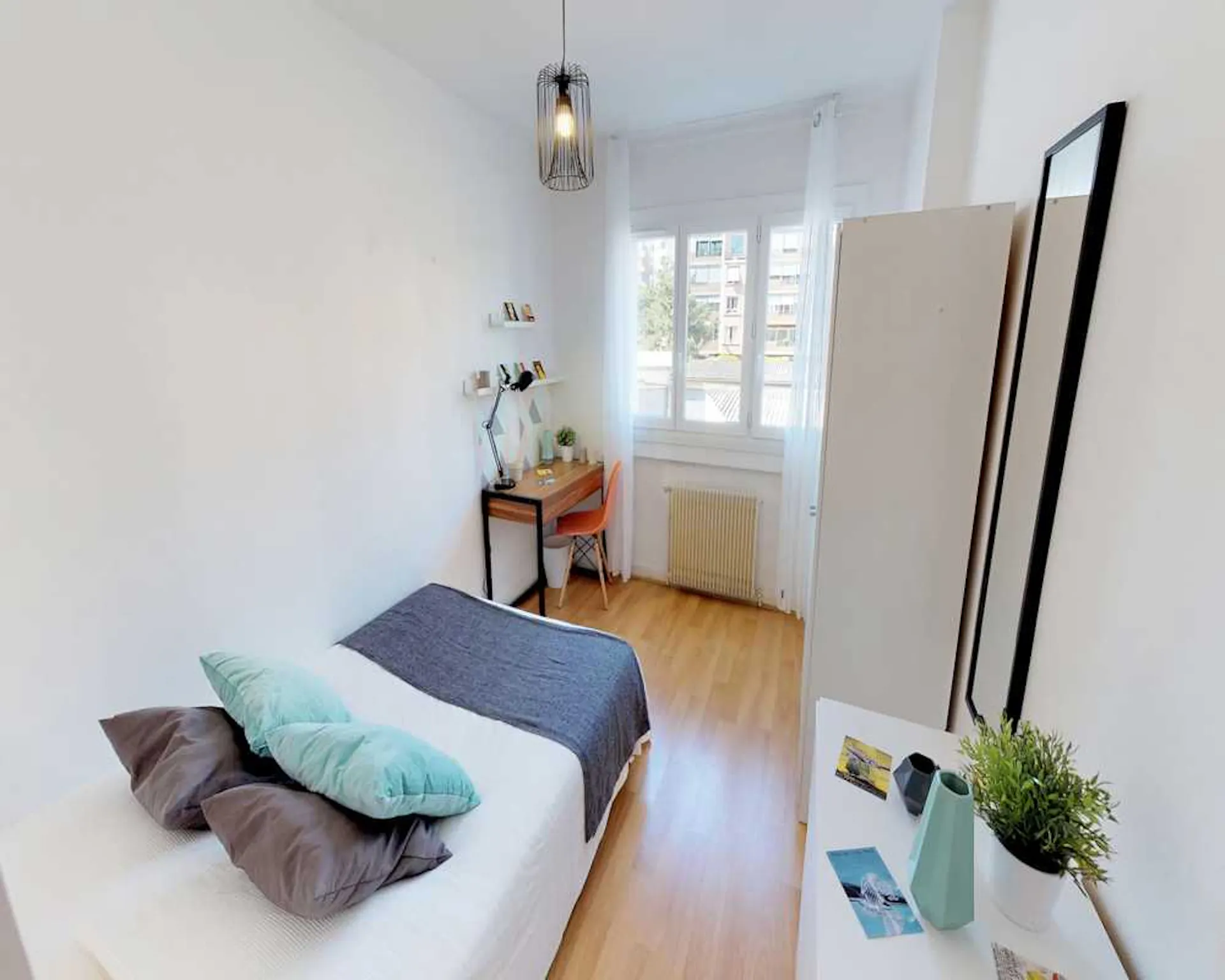 Rue Bataille, Lyon preview