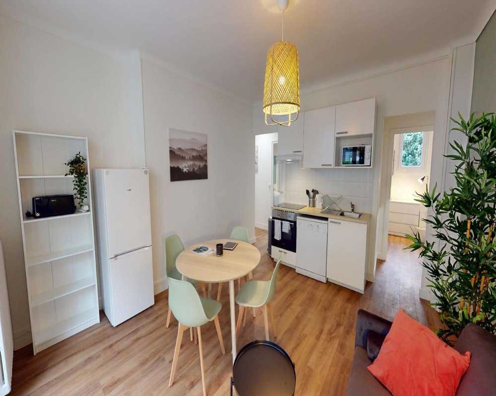 Single room Paris, 9m² — photo 25