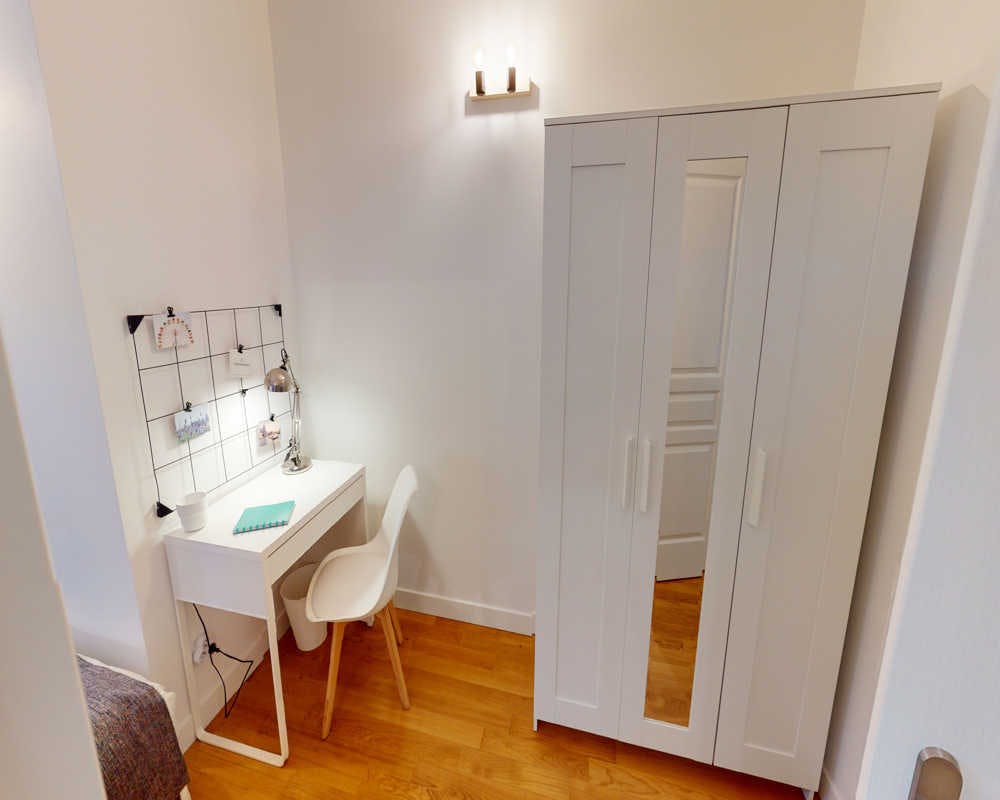 Private room in Rue d'Enghien, Lyon (1455215) room image 1