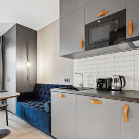 Apartment for rent for €1,225 per month in Berlin, Fischerstraße