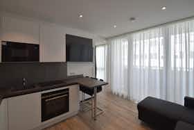 Apartment for rent for €1,240 per month in Offenbach, Platz der Deutschen Einheit