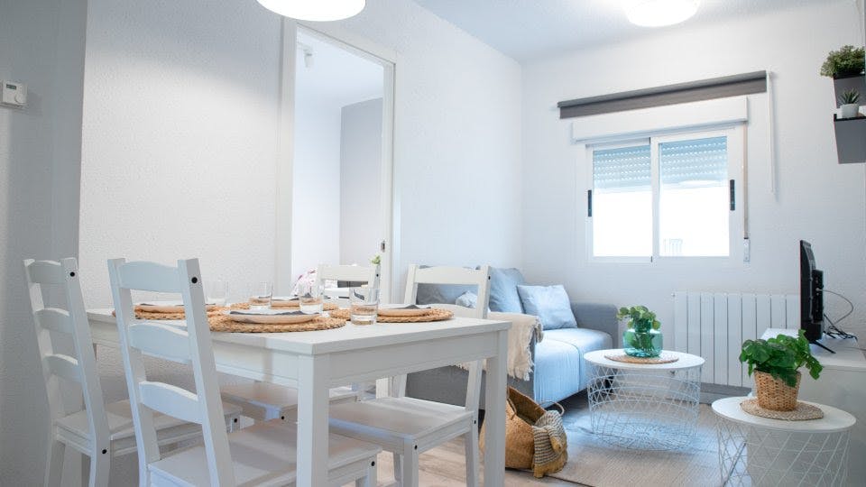 Calle de Albares de la Ribera, Madrid preview