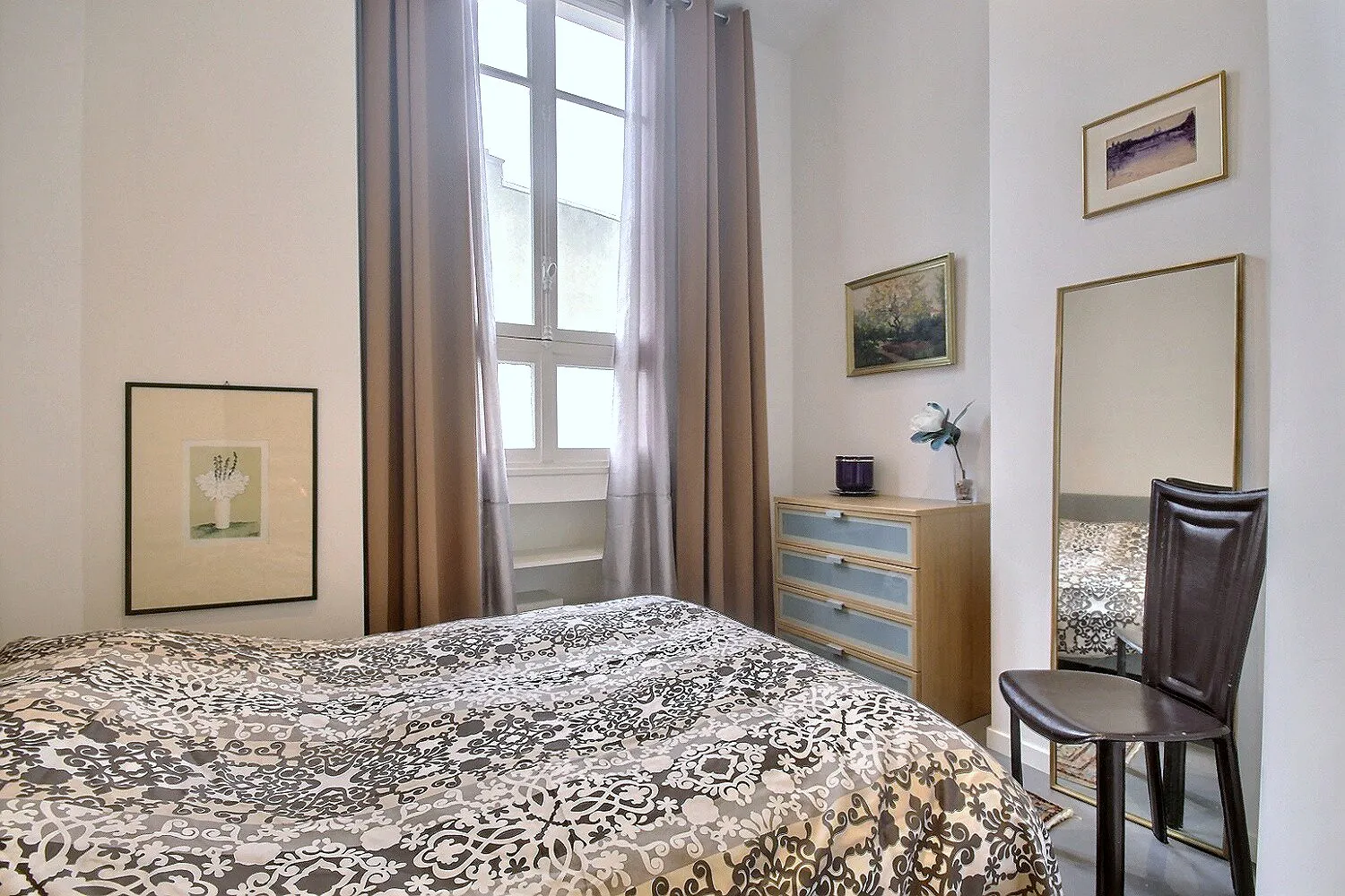 1-Bedroom Apartment in Boulevard Lannes, Paris (1455447) ROOM 1