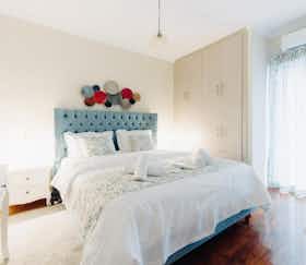 Appartement te huur voor € 1.200 per maand in Pátra, Agiou Ioanni Pratsika