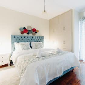 Appartement te huur voor € 1.200 per maand in Pátra, Agiou Ioanni Pratsika
