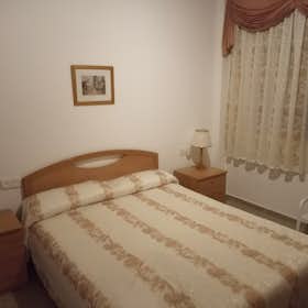 Apartament de închiriat pentru 1.200 EUR pe lună în Alicante, Avinguda del Mare Nostrum