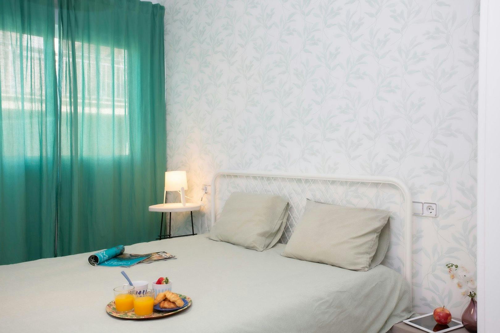 Calle Méndez Núñez, Valencia preview