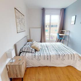 WG-Zimmer for rent for 340 € per month in Saint-Étienne, Rue des 3 Meules