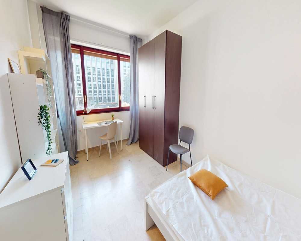 Via Copernico, Milan preview