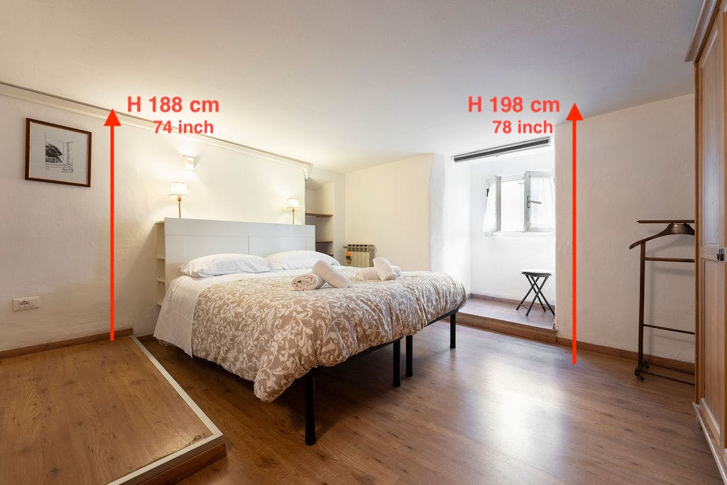 Piazza Nazario Sauro, Florence