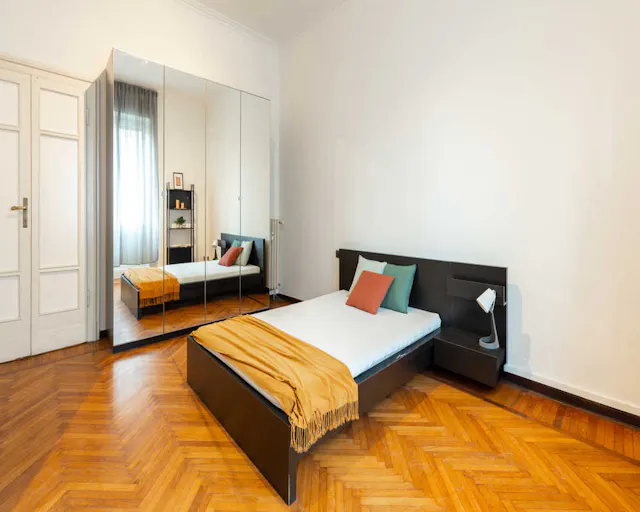 Private room in Viale Regina Giovanna, Milan (1456040) room image 1