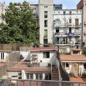 Apartment for rent for €1,600 per month in Barcelona, Carrer del Marquès de Barberà