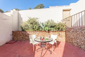 Mieszkanie do wynajęcia za 1020 € miesięcznie w mieście Mellieħa, Triq il-Merill