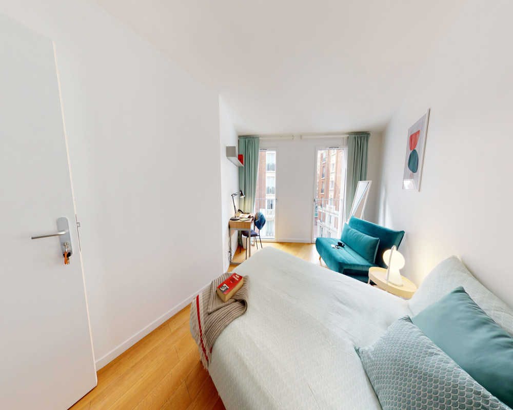 Private room for rent for €1,010 per month in Paris, Rue de Belleville