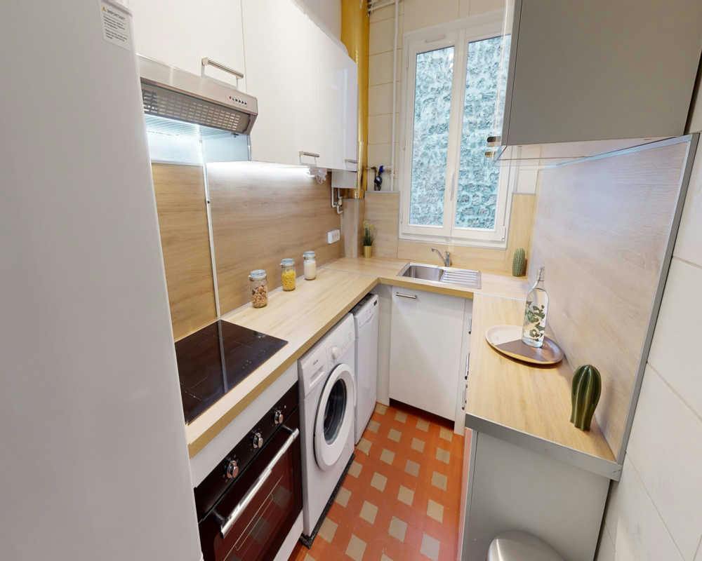 Private room for rent on Boulevard Exelmans, Paris - Plus