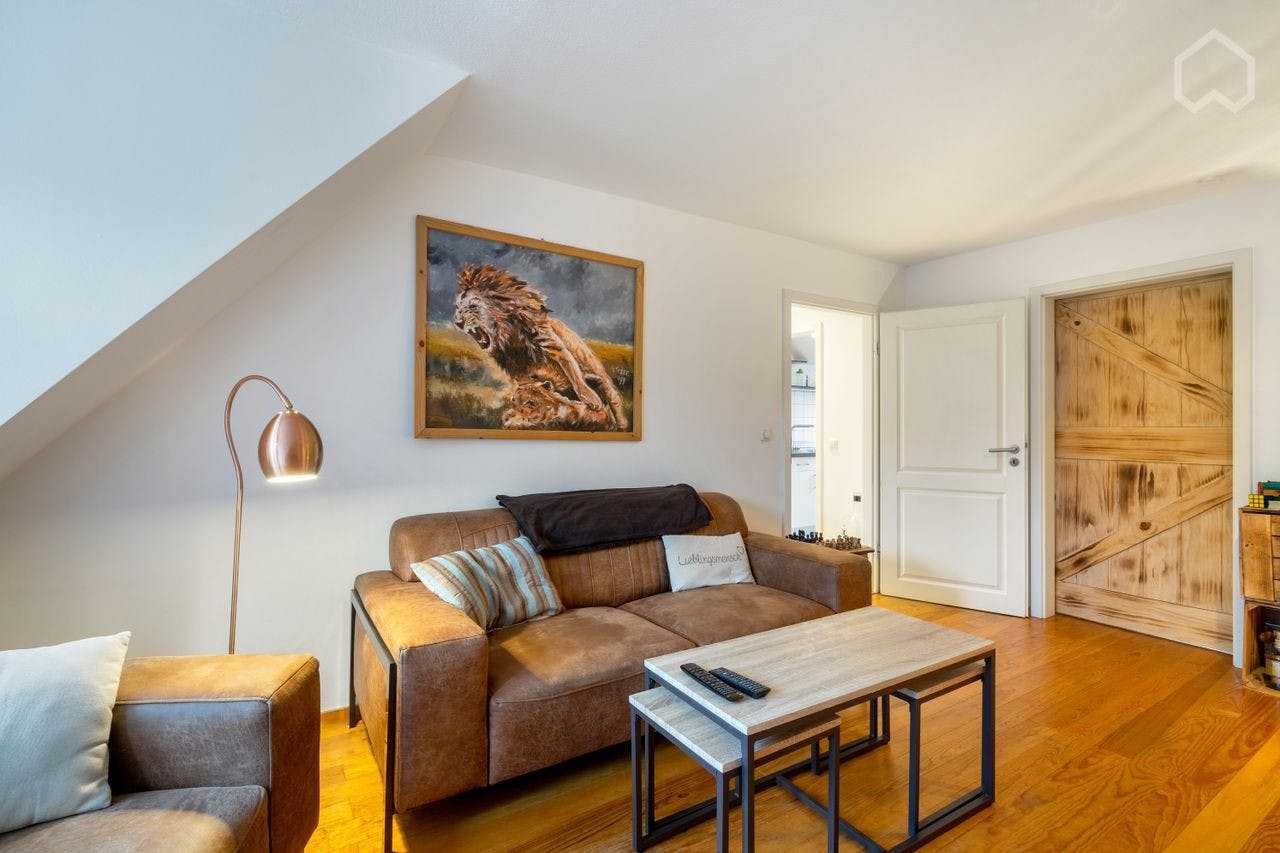 公寓 正在以 €1,899 的月租出租，其位于 Hamburg, Lotharstraße