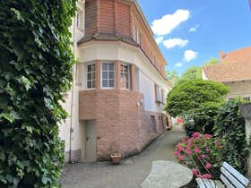  Wohnheim zu mieten für 2.200 € pro Monat in Pforzheim, Westliche Karl-Friedrich-Straße
