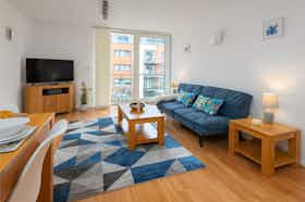 Appartamento in affitto a 2.994 £ al mese a Southampton, Channel Way