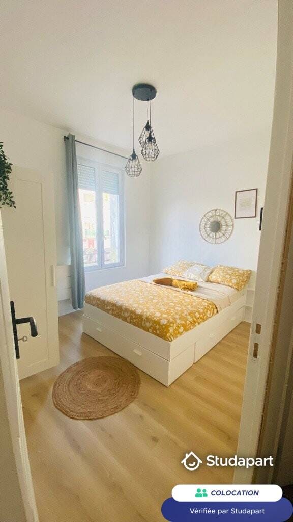 Private room for rent on Rue de Mulhouse, Le Havre - Vue 5