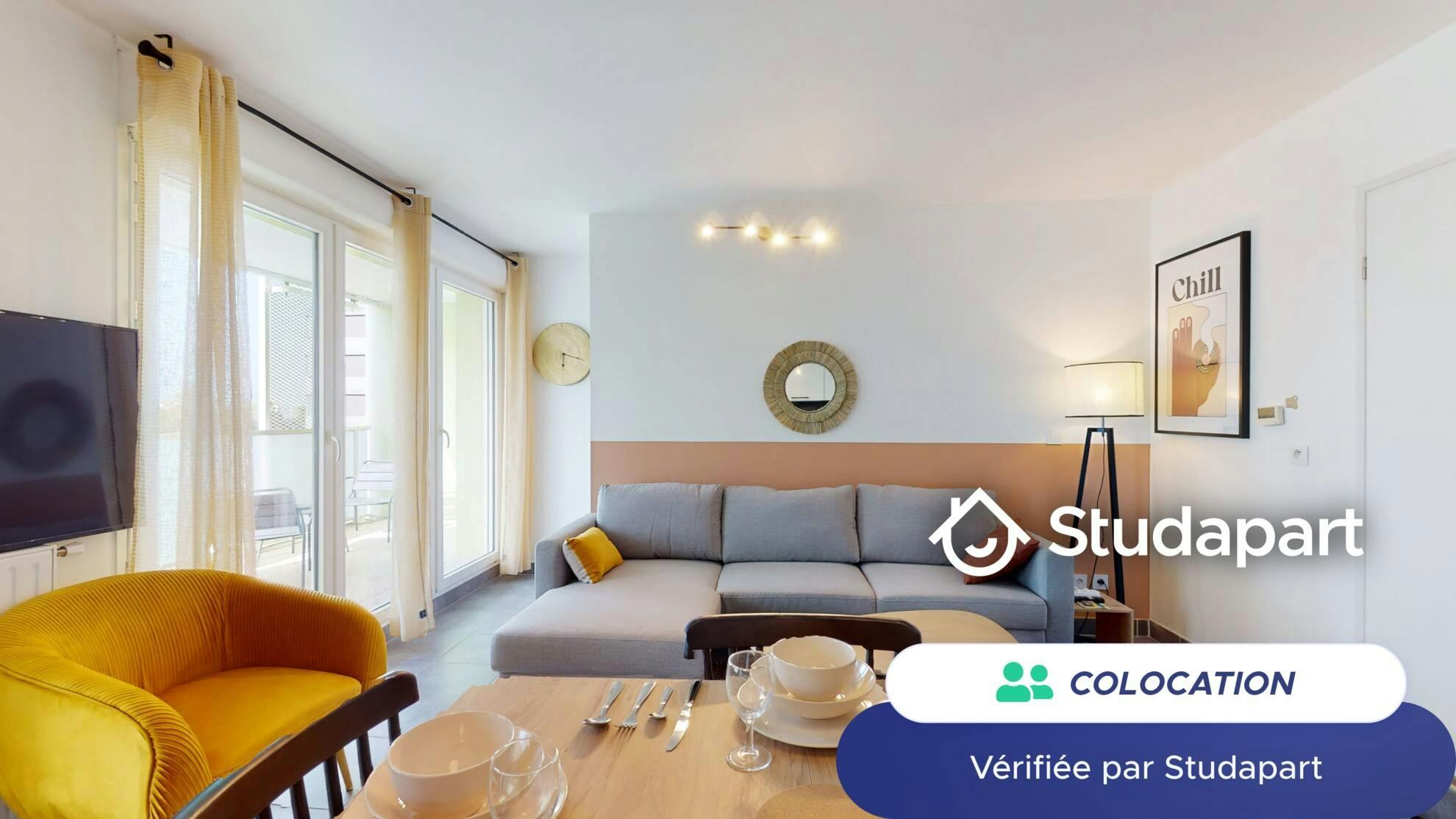 Private room for rent on Cours de Québec, Bordeaux - Plus