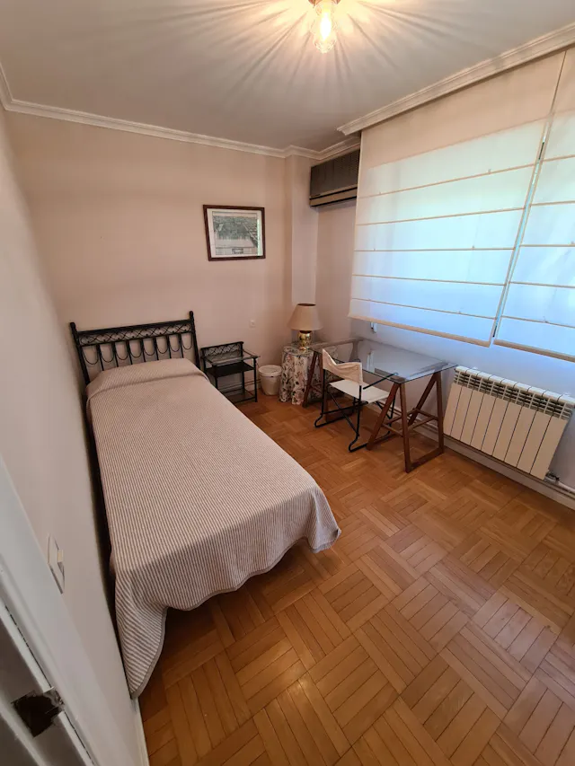 Private room in Calle de Arabell, Madrid (1456979) room image 2