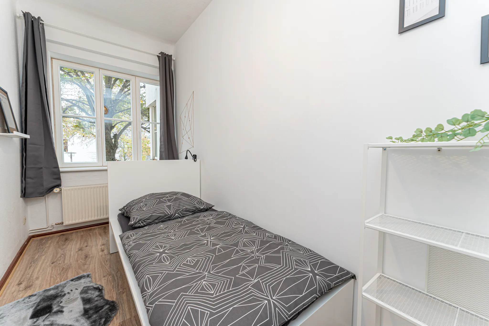 Hainstraße, Berlin preview