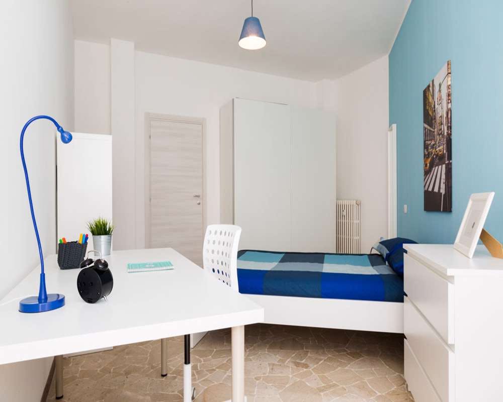 Pokój prywatny do wynajęcia za 510 € miesięcznie w mieście Cesano Boscone, Via dei Salici