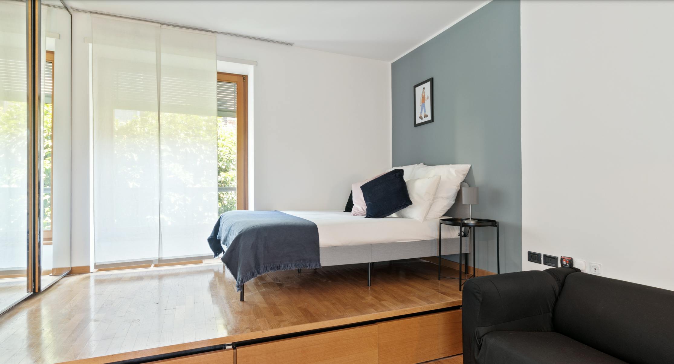 Via Vittoria Colonna, Milan