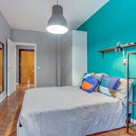 Private room for rent for €941 per month in Milan, Via Giotto