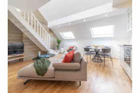 Apartment for rent for €1,950 per month in Brussels, Rue Antoine Dansaert
