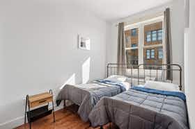 Спільна кімната за оренду для 854 EUR на місяць у Brooklyn, Central Ave