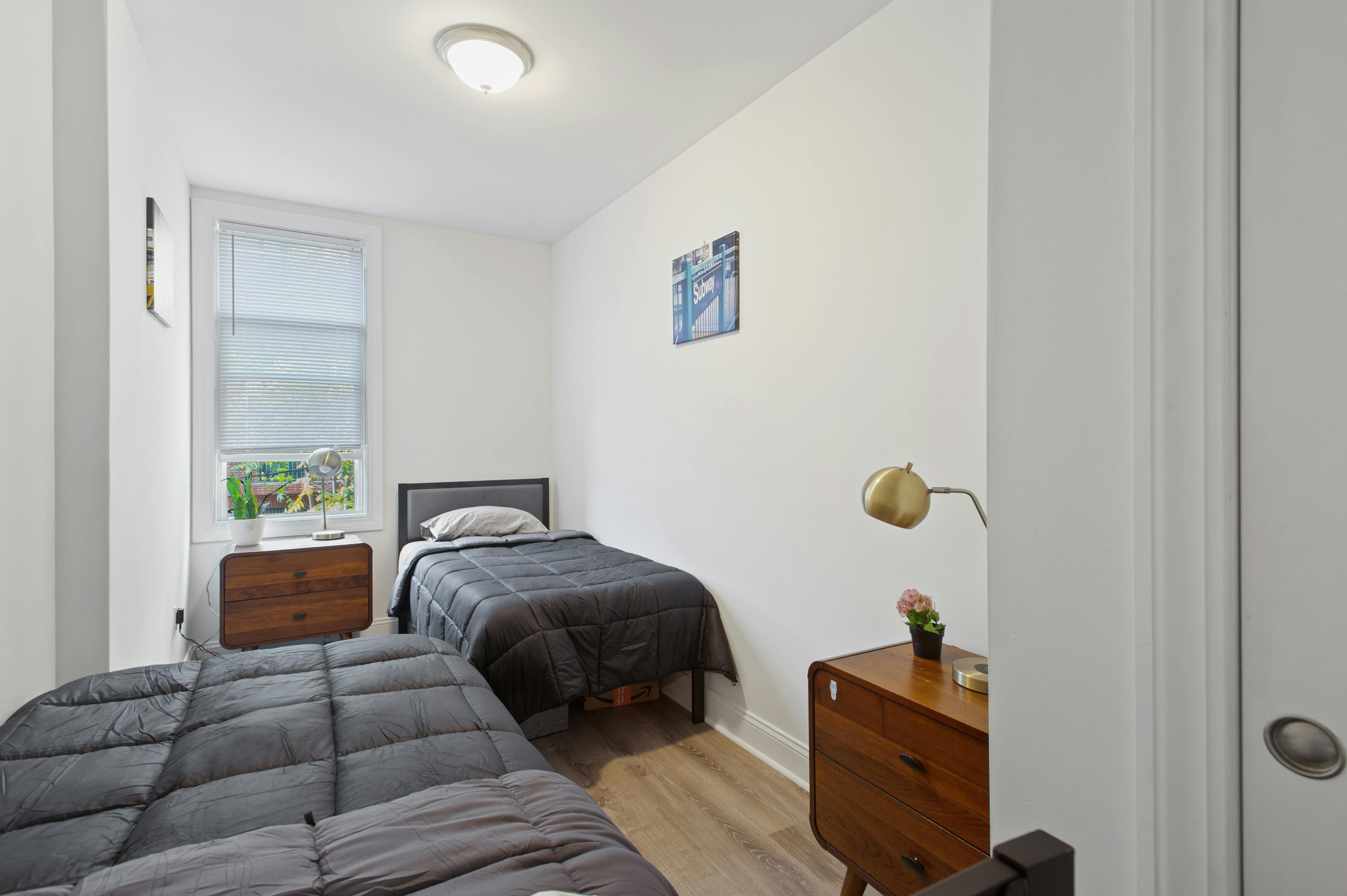 Mehrbettzimmer zu mieten für $1,045 pro Monat in Brooklyn, Cornelia St