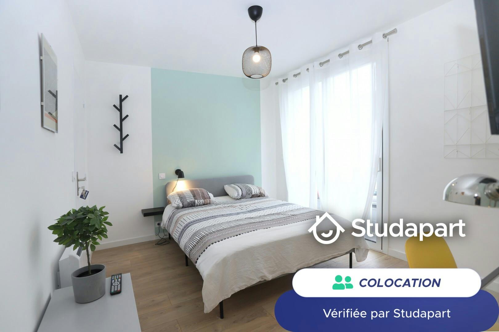 Private room for rent on Boulevard de Longchamp, Nantes - Plus