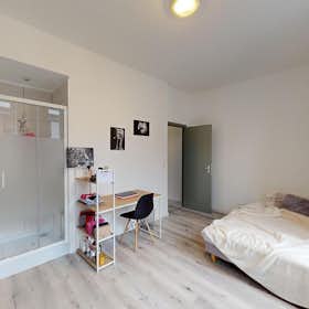 Private room for rent for €450 per month in Roubaix, Rue des Arts