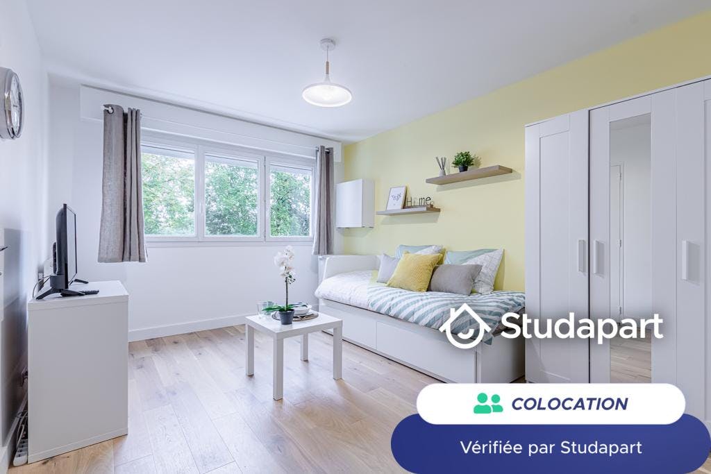 Private room for rent on Rue Juliette Savar, Créteil