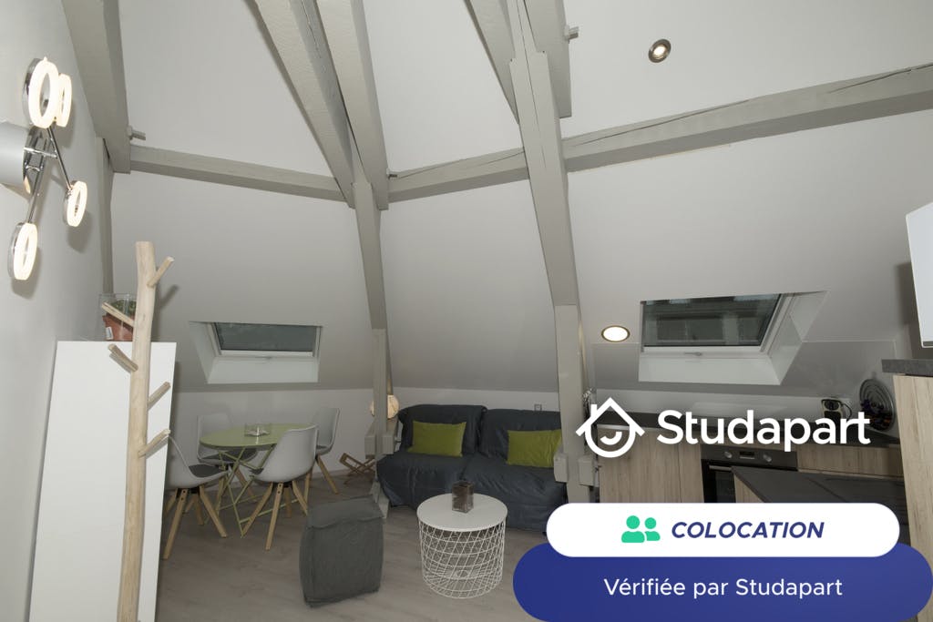 Quarto privado para alugar por € 515 por mês em Cluses, Grande Rue