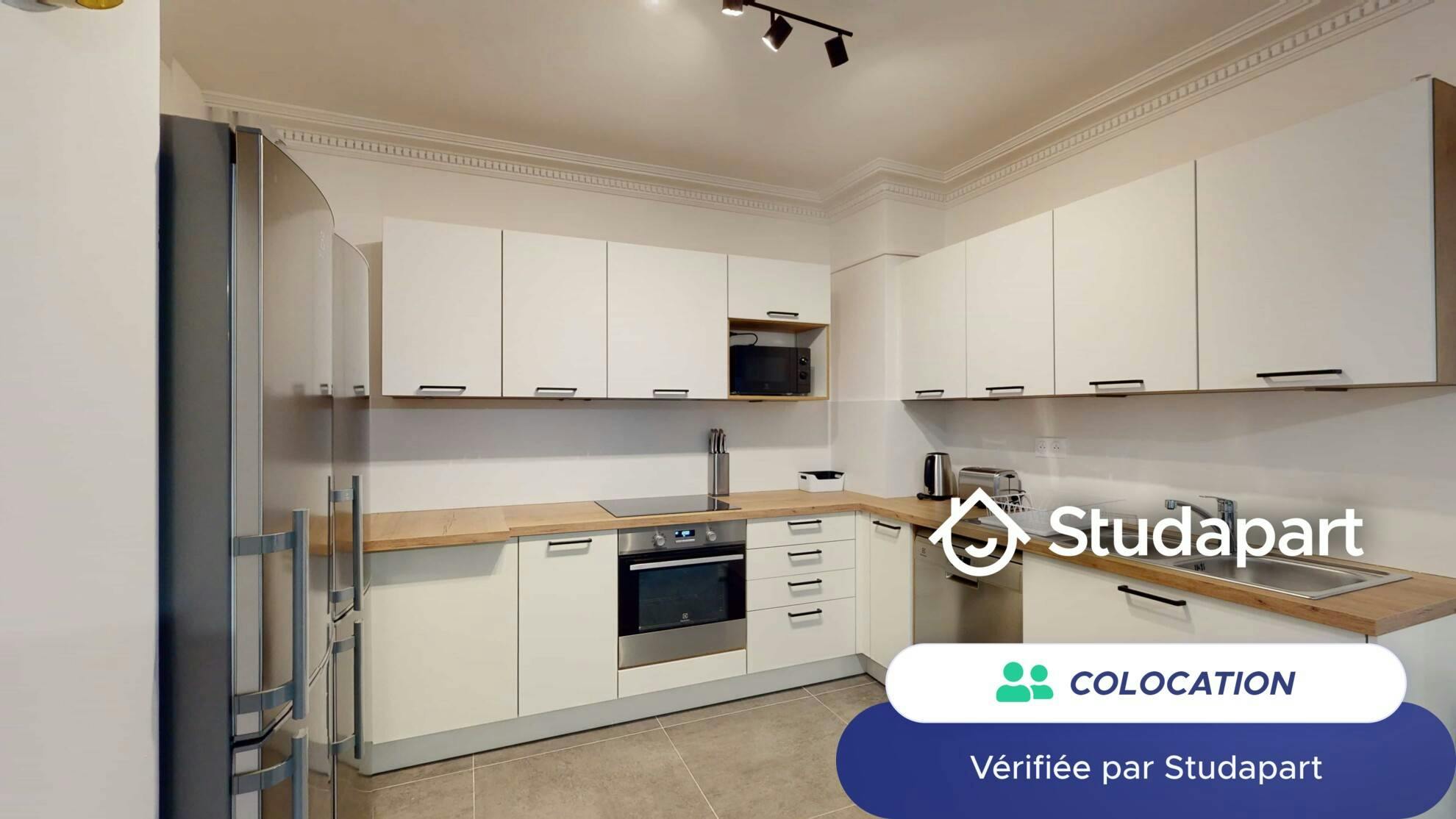 Private room for rent on Rue d'Isly, Lille - Vue 3