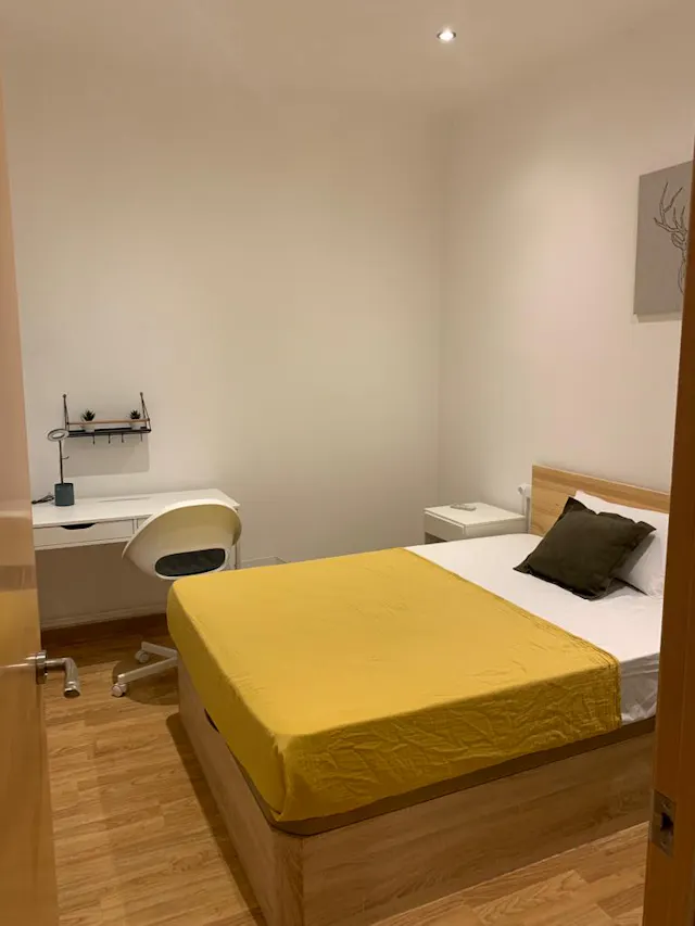 Private room in Carrer d'Occident, L'Hospitalet de Llobregat (1458351) room image 1